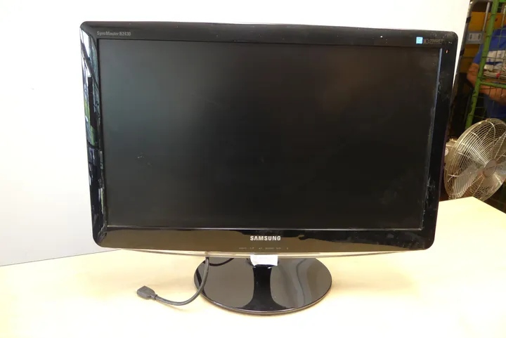 Samsung - Color Display Unit Modell: B2430L /Type: PU24WS